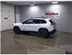 2022 Jeep Cherokee Altitude (Stk: 2510) in Belleville - Image 2 of 12