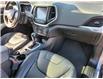 2018 Jeep Cherokee Trailhawk (Stk: P39330) in Saskatoon - Image 21 of 28