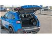 2019 Jeep Cherokee Trailhawk (Stk: 247974) in Claresholm - Image 9 of 36