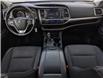 2017 Toyota Highlander LE (Stk: B12485) in North Cranbrook - Image 11 of 15