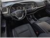 2017 Toyota Highlander LE (Stk: B12485) in North Cranbrook - Image 13 of 15