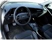 2024 Kia Niro EV Wave w/Snow White Pearl & Grey Exterior (Stk: 5924N05) in Penticton - Image 9 of 25