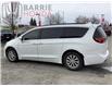 2017 Chrysler Pacifica Touring-L (Stk: 11-25779A) in Barrie - Image 5 of 19