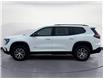 2025 GMC Acadia AT4 (Stk: 267424) in Claresholm - Image 2 of 15