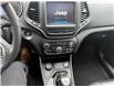 2022 Jeep Cherokee Altitude (Stk: P4357) in Welland - Image 4 of 5