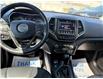 2019 Jeep Cherokee Trailhawk (Stk: 41578X) in Whitby - Image 19 of 26