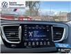 2018 Chrysler Pacifica Hybrid Touring-L (Stk: SVW1242) in Sarnia - Image 16 of 25