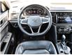 2022 Volkswagen Atlas Cross Sport 2.0 TSI Highline (Stk: VFEP00749A) in Chatham - Image 18 of 30