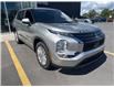 2025 Mitsubishi Outlander PHEV ES (Stk: M5294) in BELLEVILLE - Image 2 of 7
