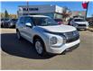 2024 Mitsubishi Outlander ES (Stk: 8900) in Calgary - Image 1 of 25