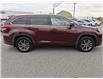 2017 Toyota Highlander XLE in Ottawa - Image 16 of 37