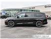 2026 Chrysler Pacifica Select (Stk: N26062) in Grimsby - Image 3 of 33