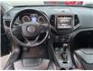 2019 Jeep Cherokee Trailhawk (Stk: P4915J) in Surrey - Image 10 of 15