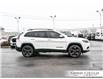 2021 Jeep Cherokee Altitude (Stk: U6215) in Grimsby - Image 12 of 34