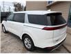 2022 Kia Carnival LX in Paisley - Image 7 of 14