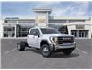 2026 GMC Sierra 3500HD Chassis Pro (Stk: TF326120) in Calgary - Image 2 of 24 2026 GMC Sierra 3500HD Chassis Pro (Stk: TF326120) in Calgary - Image 2 of 24