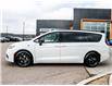 2024 Chrysler Pacifica Hybrid Select (Stk: 15-U1316) in London - Image 11 of 33