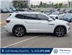 2024 Volkswagen Atlas 2.0 TSI Execline (Stk: 25256A) in Calgary - Image 8 of 33